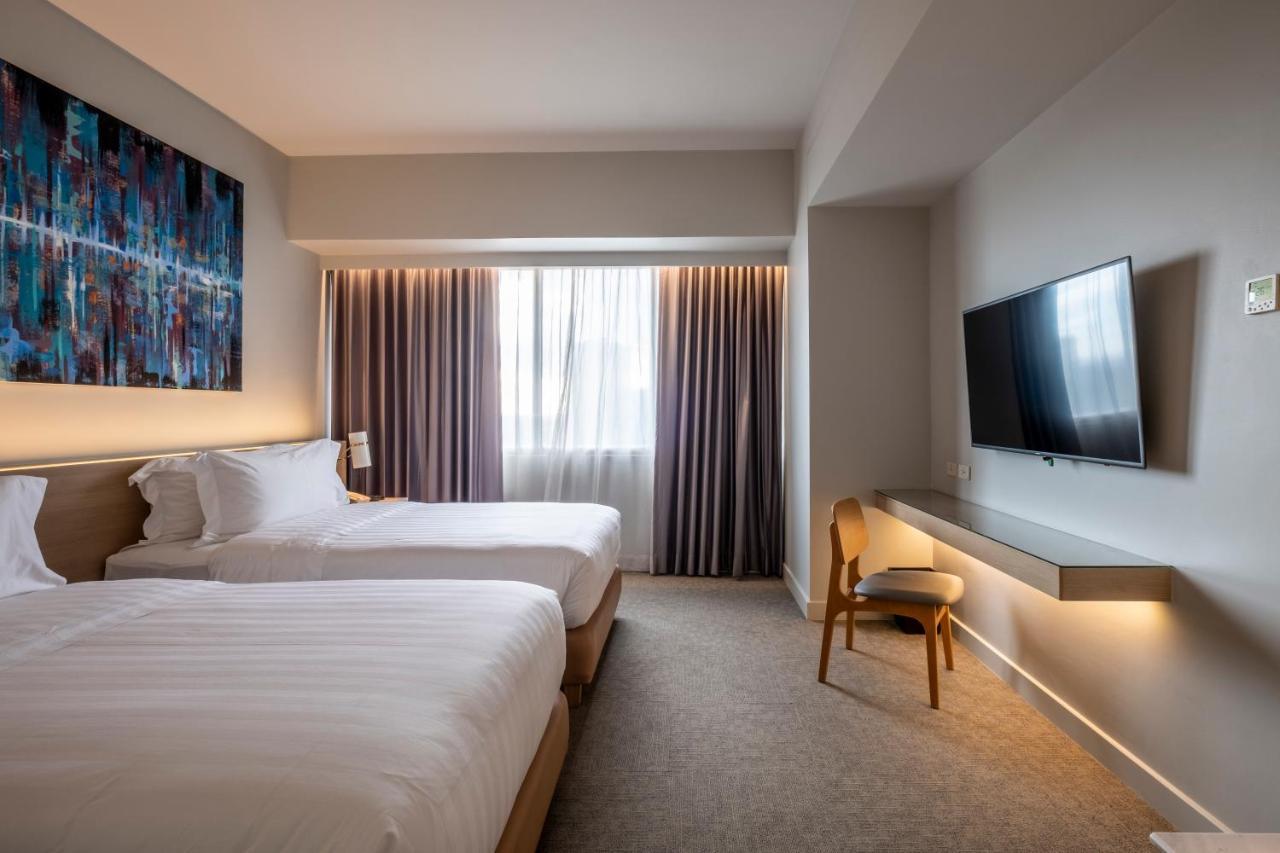 Brittany Hotel Bgc Taguig Exterior photo