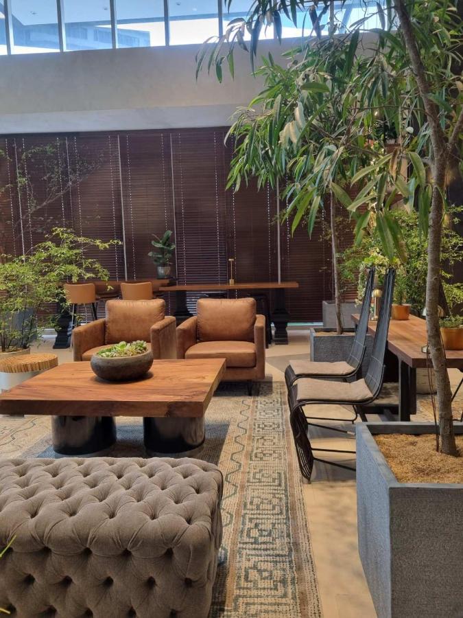 Brittany Hotel Bgc Taguig Exterior photo
