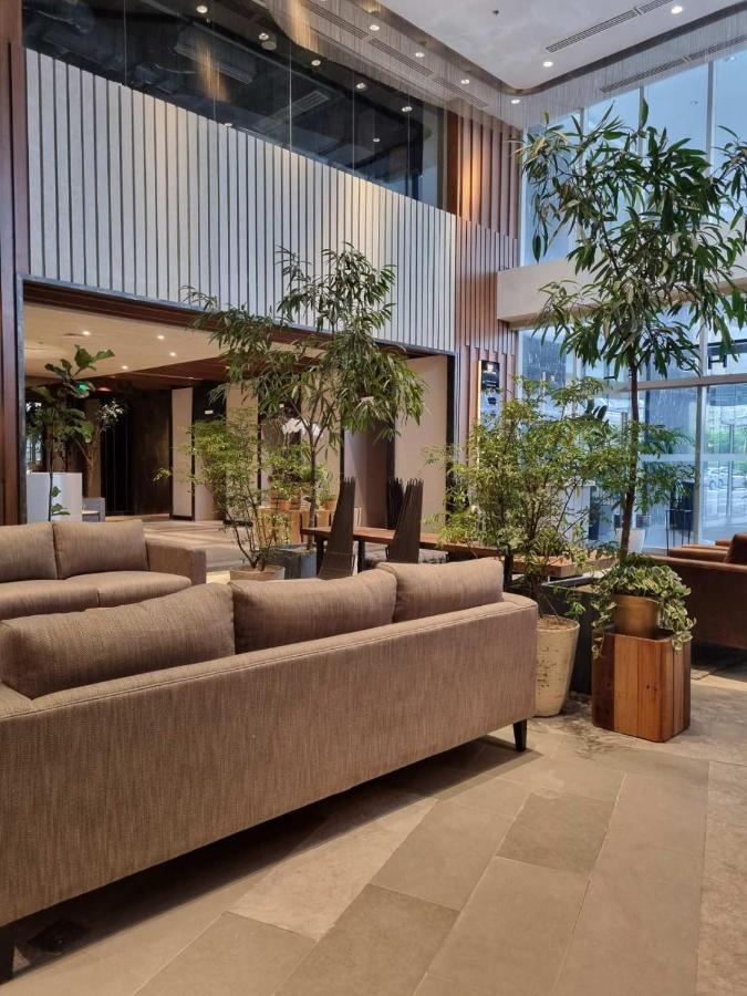 Brittany Hotel Bgc Taguig Exterior photo